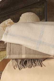 Cashmere  accessories cocooning altay 150 x 190