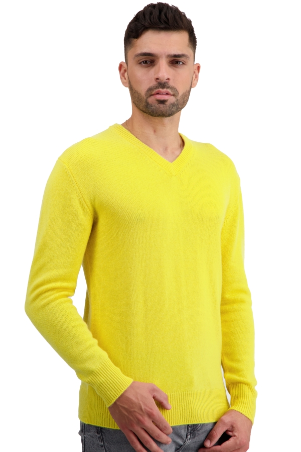 Cashmere men chunky sweater tour first daffodil l