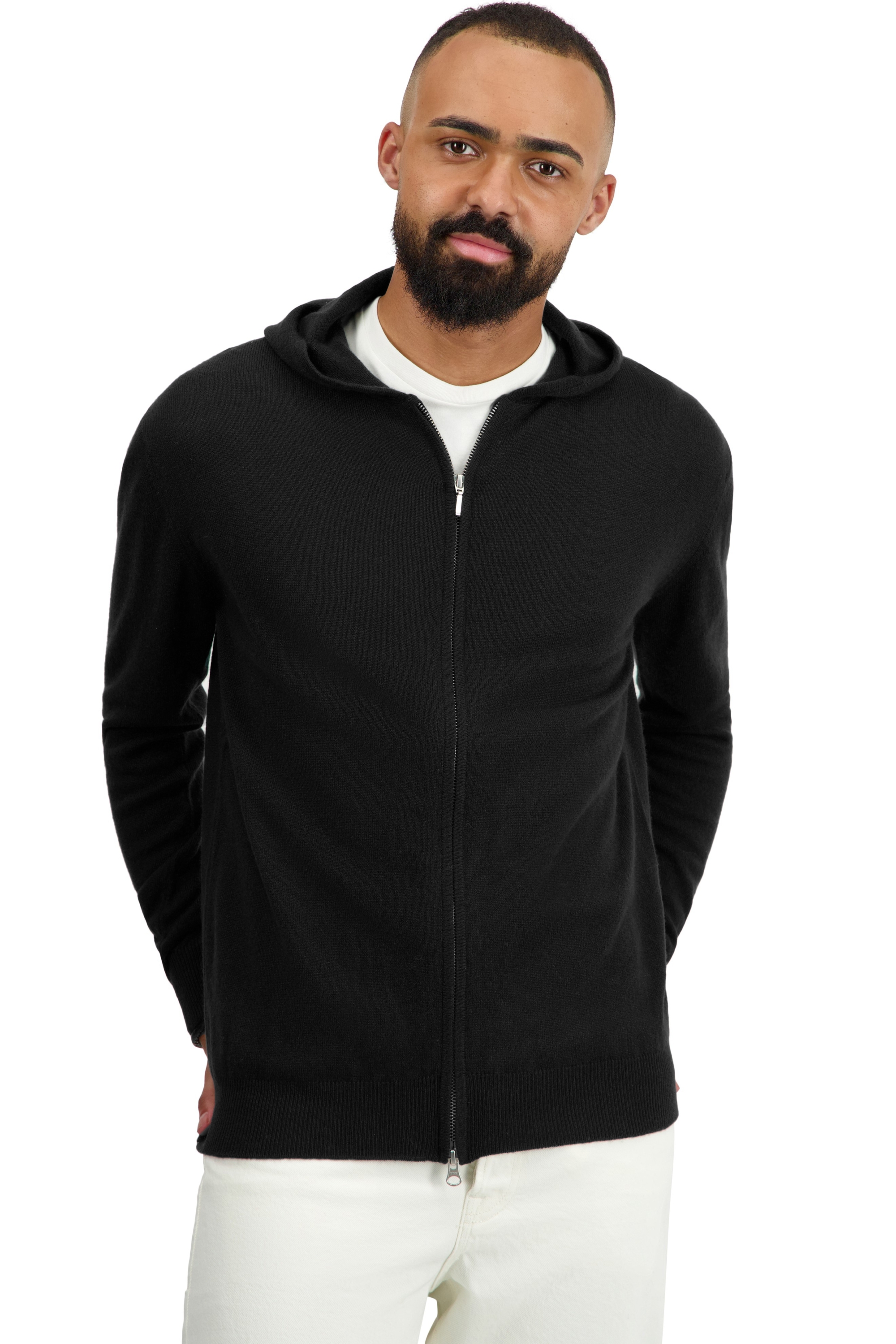 Cashmere men basic sweaters at low prices taboo first black l
