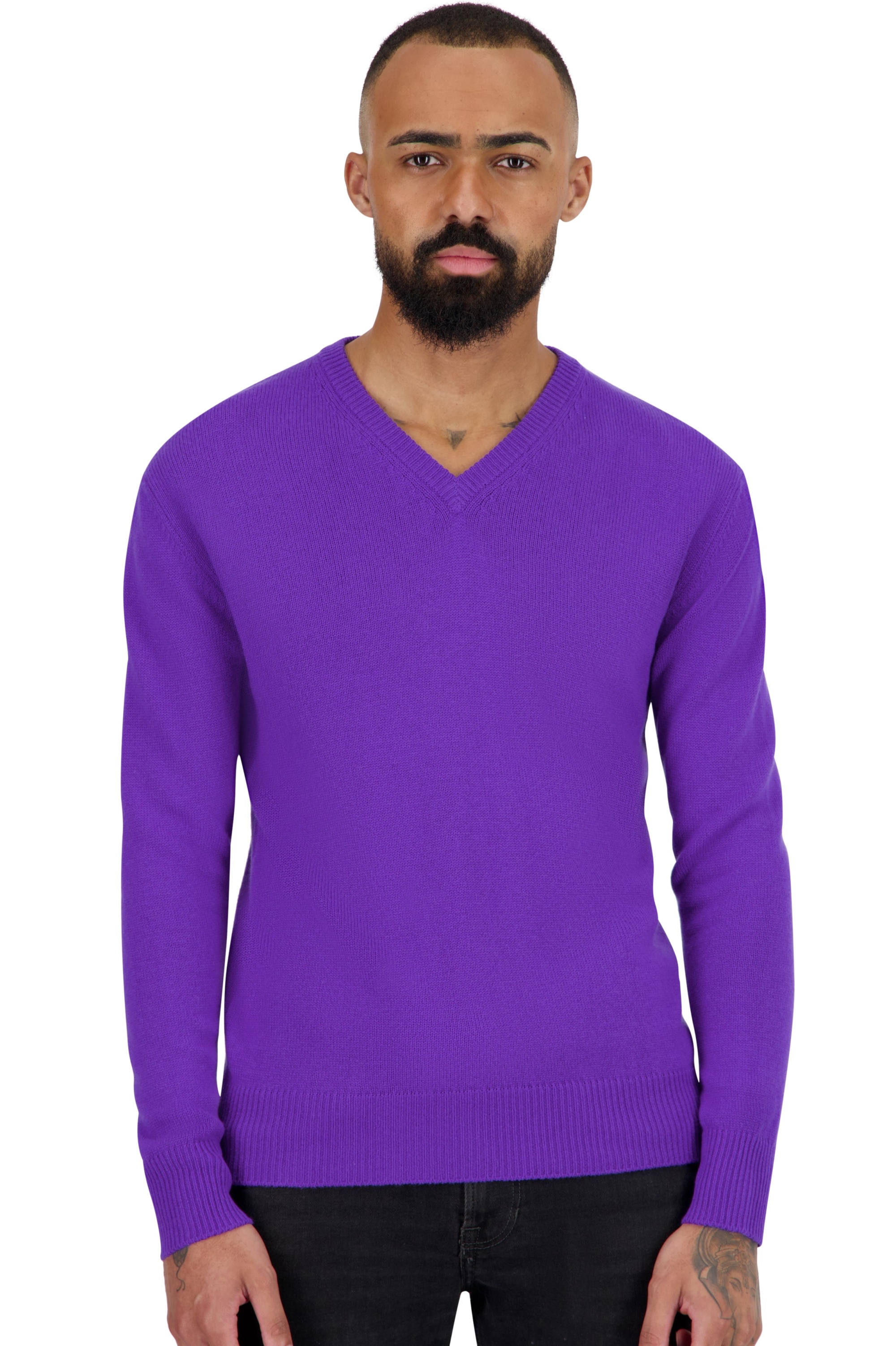 Cashmere men basic sweaters at low prices tour first regent m