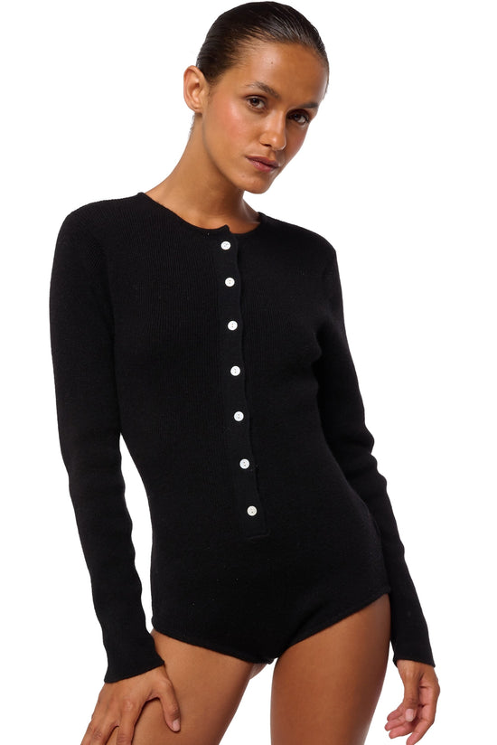 Dressing gowns & bodysuits