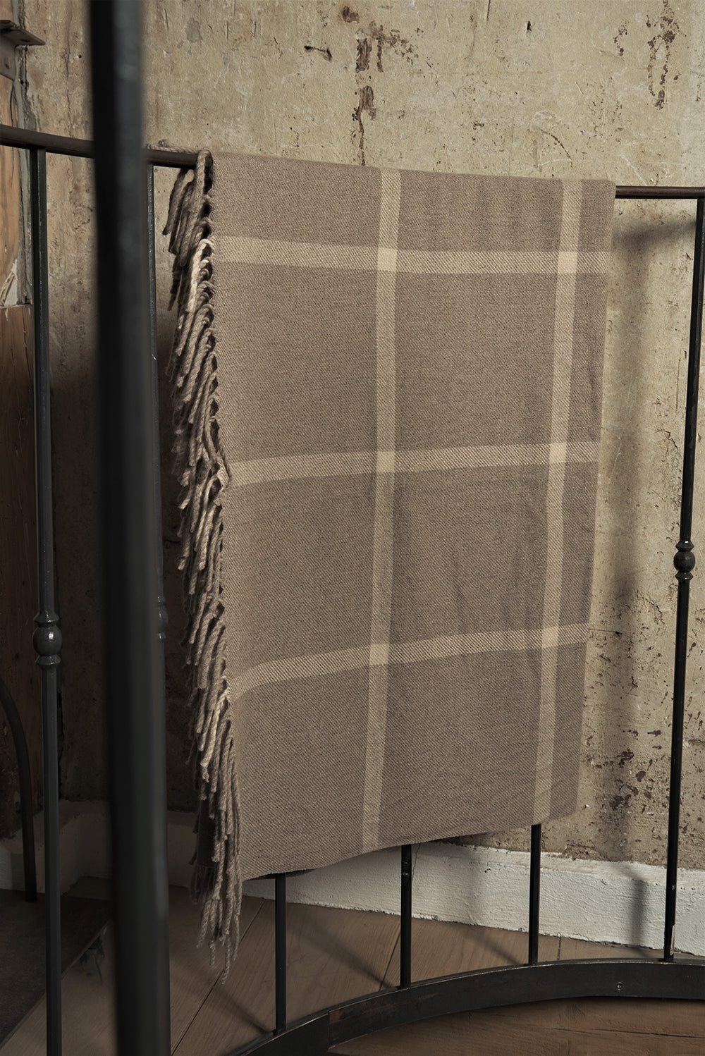 Altay 150 x 190 in mixed cashmere - natural brown / natural beige - Mahogany