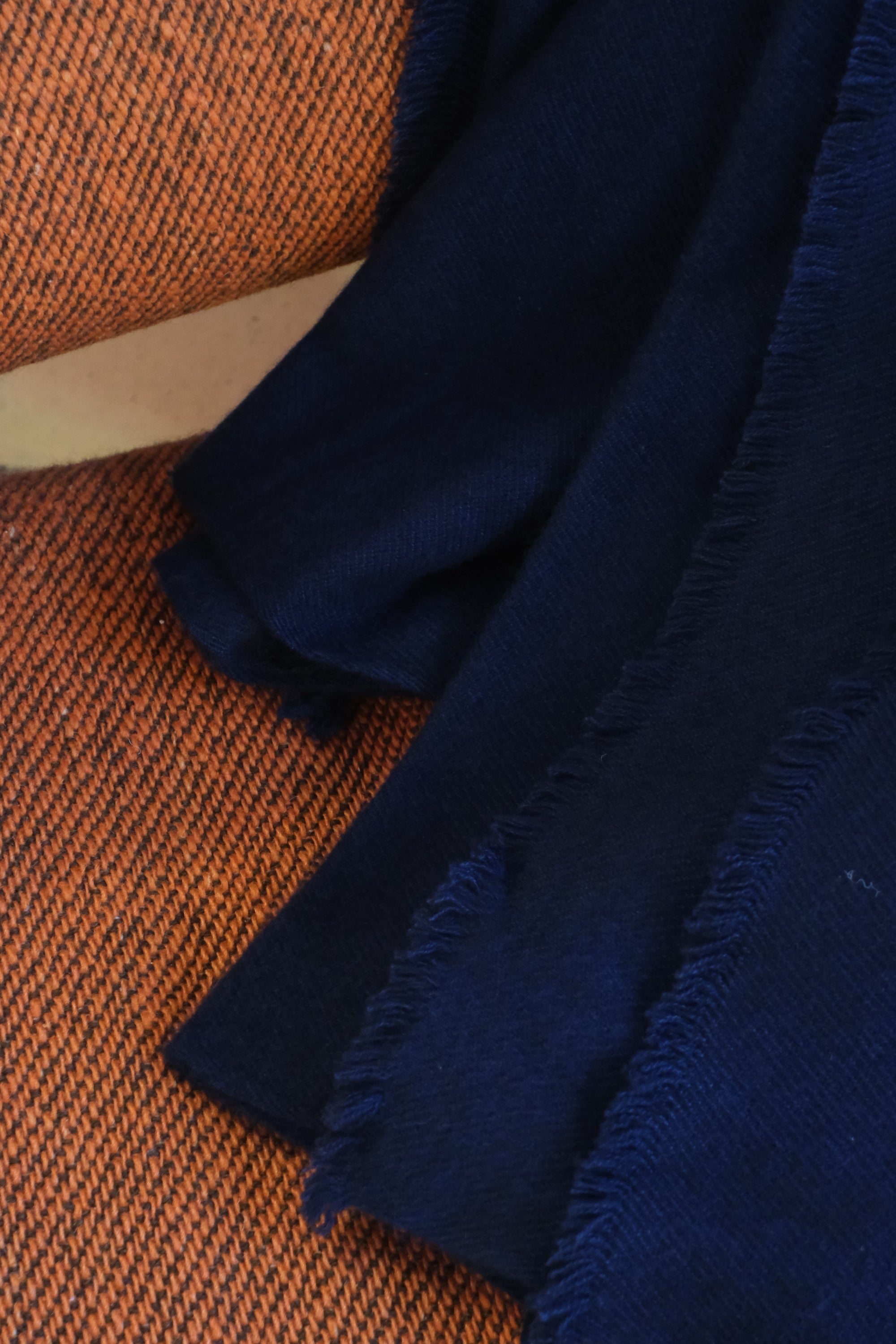 Toodoo Plain XL in mixed cashmere - navy blue - Mahogany