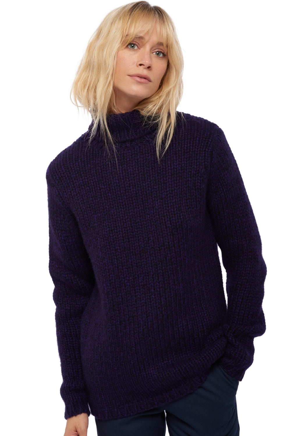 Vicenza women's cashmere jumper - black / deep purple - Mahogany