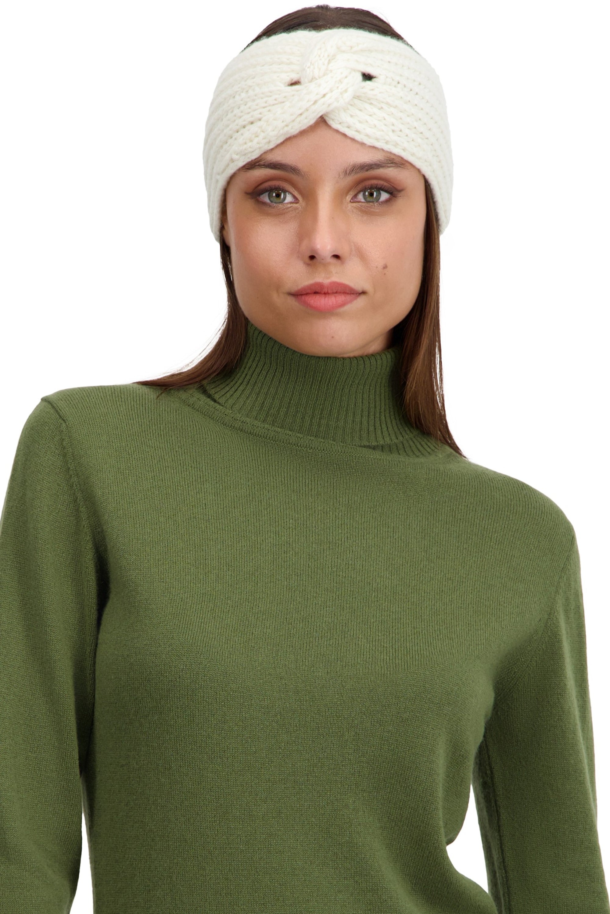 Taka women's cashmere jumper - natural écru - Mahogany