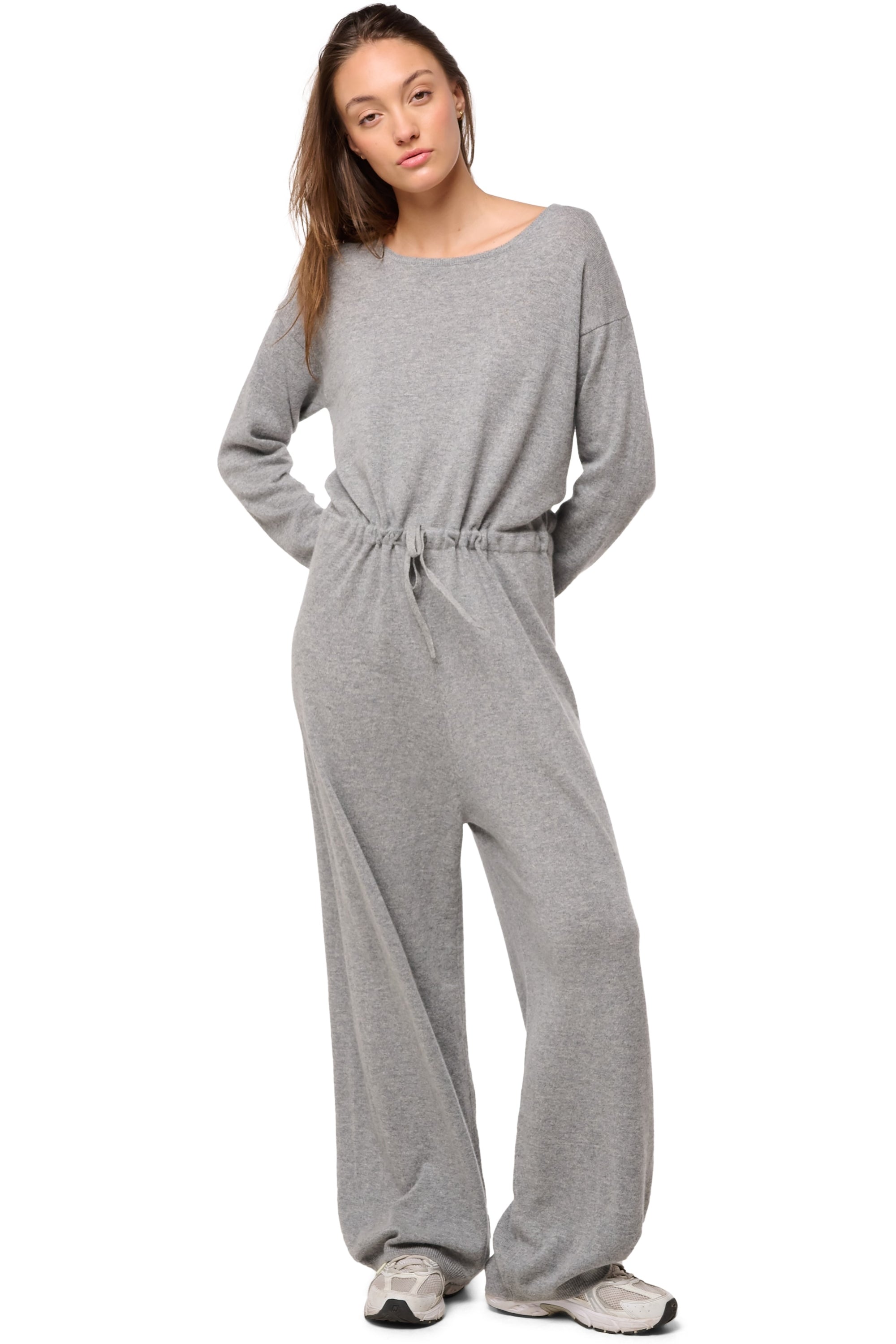Cashmere jumpsuit, 100% Cashmere, women, boat neck, button fastening, relaxed fit, long sleeves, standard / 2 and 4 ply, standard knit, Mahogany