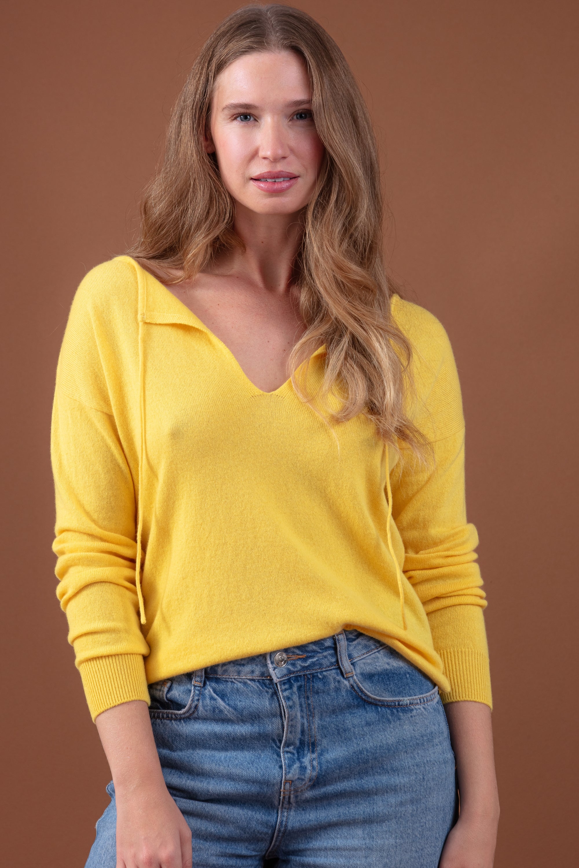 Rowena in cashmere women's - sunflower - Mahogany