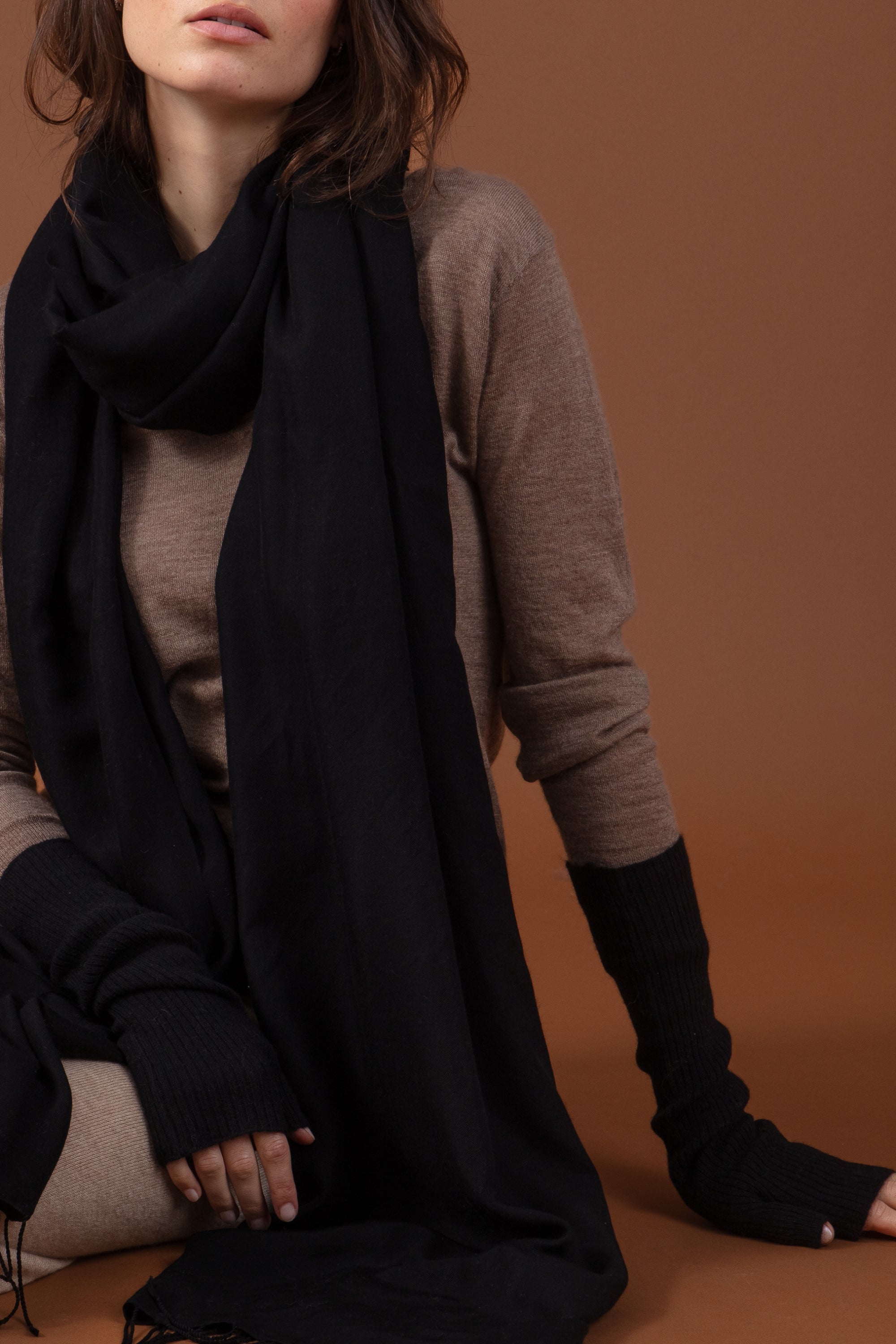 Rain women's cashmere - black - Mahogany