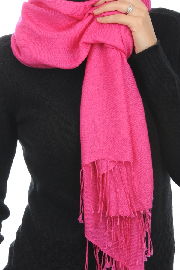 Cashmere accessories shawls diamant flashing pink 204 cm x 92 cm