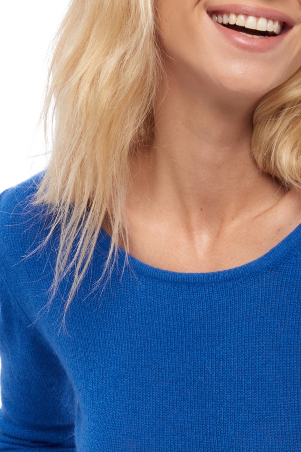 Cashmere ladies basic sweaters at low prices caleen lapis blue m