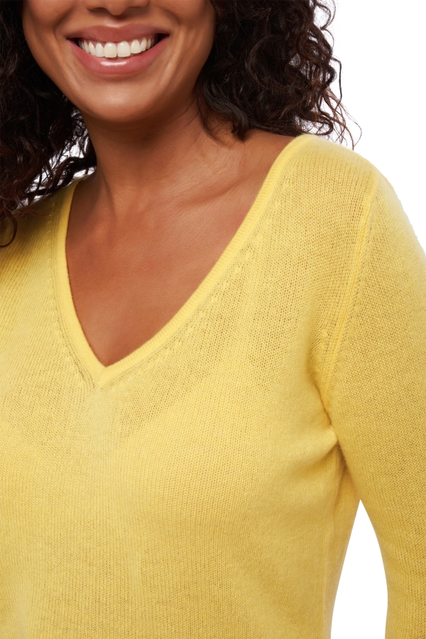 Cashmere ladies basic sweaters at low prices flavie cyber yellow xs