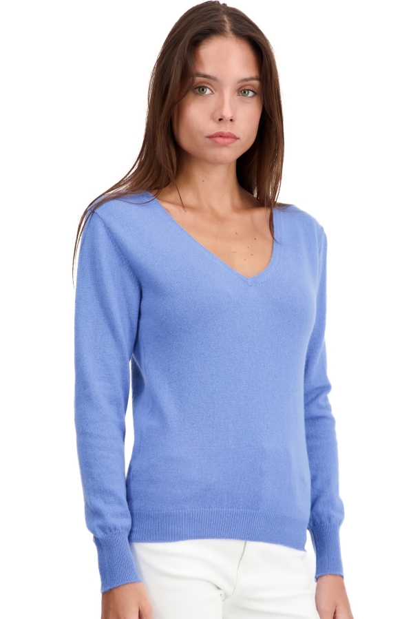 Cashmere ladies basic sweaters at low prices trieste first savoy s