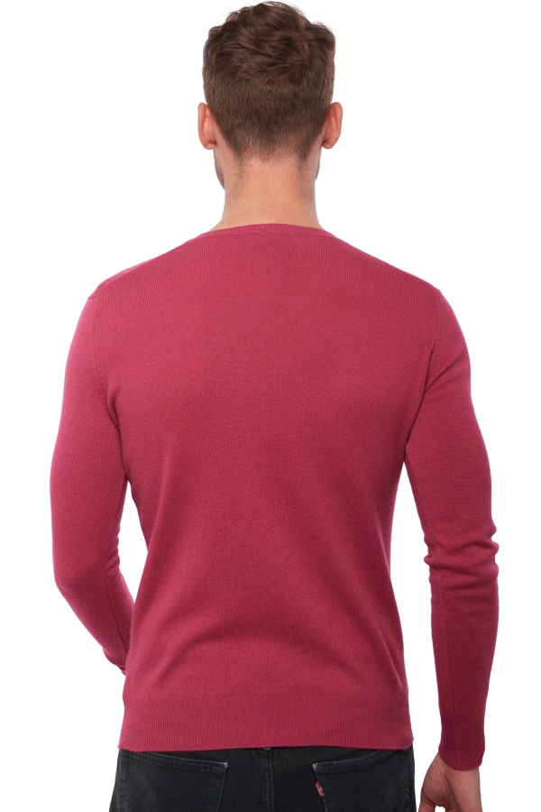 Cashmere men basic sweaters at low prices tor first highland m