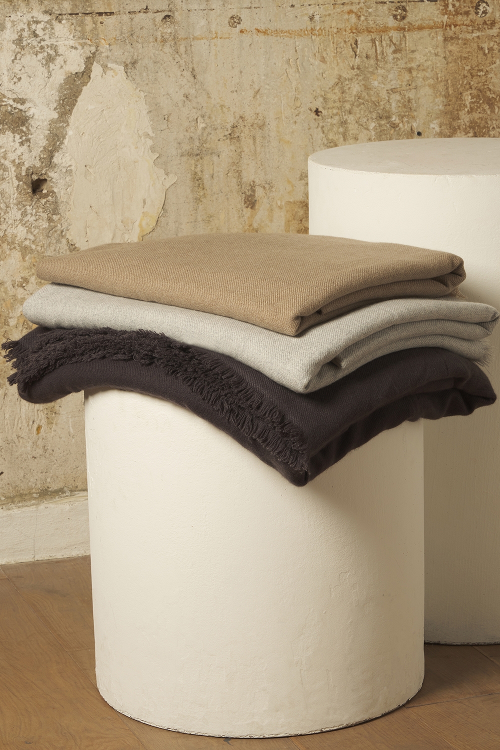 Cashmere accessories cocooning zazoo mixed 220 x 220 charcoal marl 220 x 220 cm
